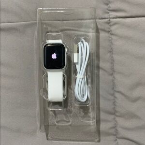 S8-41MM Silver refurbished Apple Watch